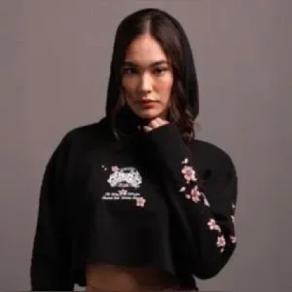 🐺 Darc Sport Through the Cherry Blossom cropped Pierce hoodie XS